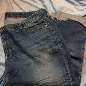 Jennifer Lopez Capri Jeans
